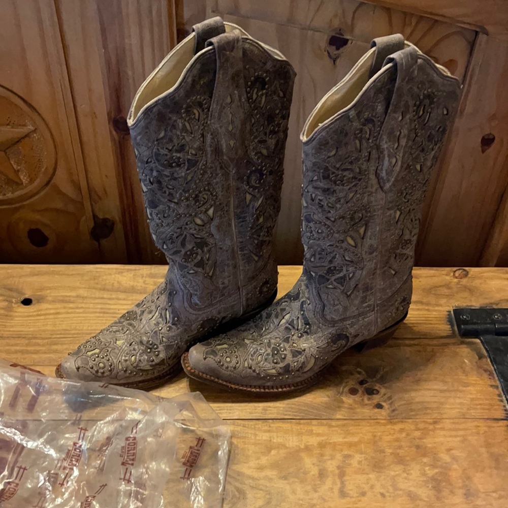 NWOB corral size 7 boots